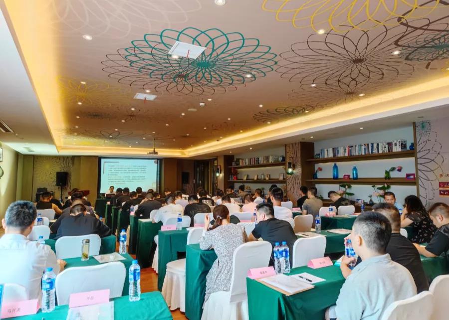 /uploads/image/2021/09/23/793191c5114d997dd01d18f97083b716.jpg 王学华2.jpg