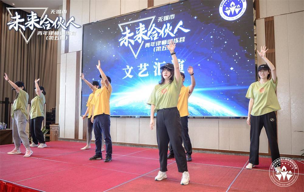 /uploads/image/2021/10/29/f6650f6ce269e75829a75e0025910e03.jpg 舞蹈:斗地主之舞.jpg