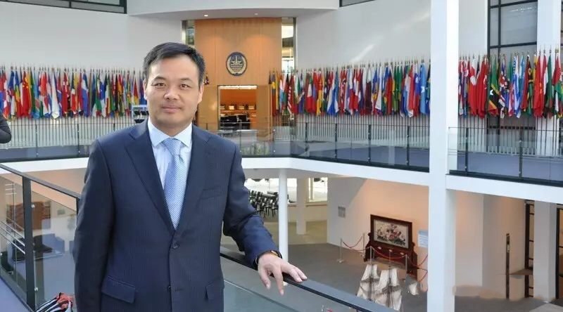 /uploads/image/2021/11/16/1b8c486ee94a9de849e481109b3fc73c.jpg 2018年1月,宋政平律师组织江苏云崖所专业律师服务C919大飞机事迹入选2017年度中国律师行业最受关注事件和人物.jpg