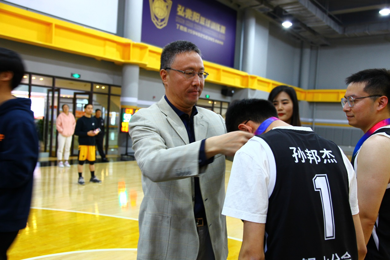 /uploads/image/2021/11/16/bfaabd31f3df97f80788a05460cc294f.png 亚军.png